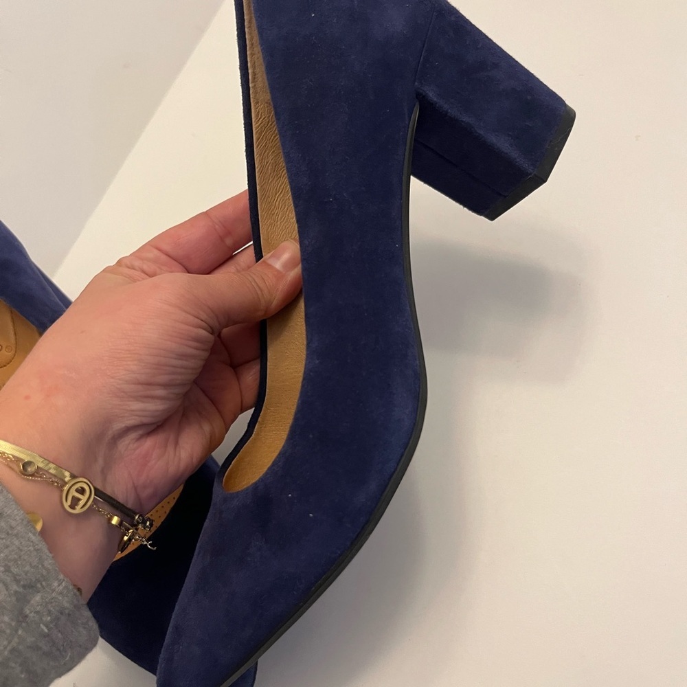 Corso Como Ryanna Classic Suede Pumps 8.5 navy blue - Picture 6 of 7